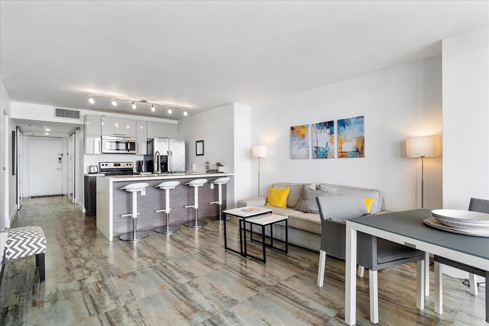 Apartamento Beautiful Water & Park Views, Remodeled, Wfh Office *